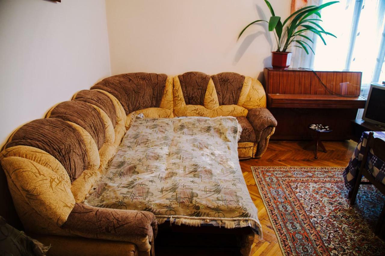 Zabava Apartment ยาเรมชา ภายนอก รูปภาพ